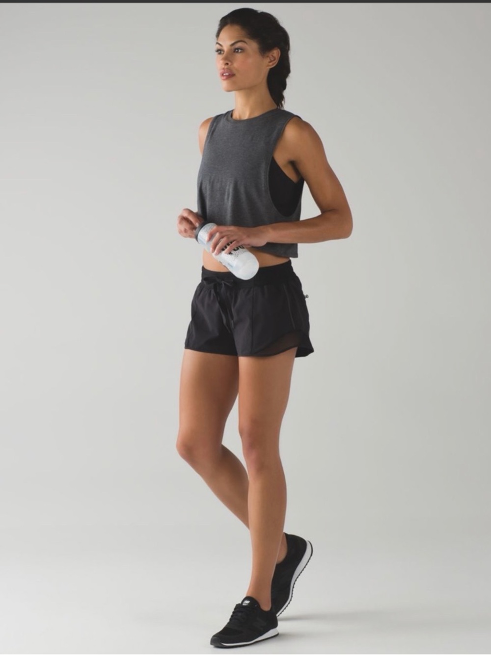 Lululemon Hotty Hot Short *2.5"
Size: 8
Black